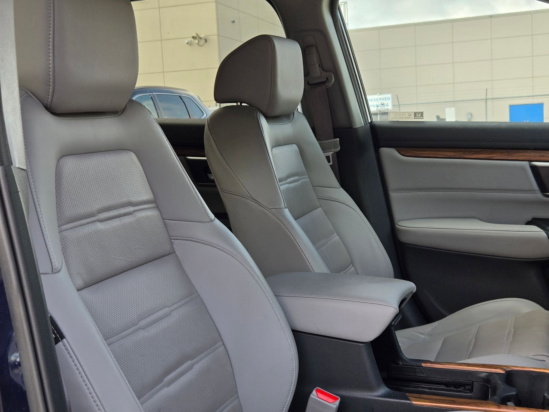 Used 2021 Honda CR-V Touring image 29