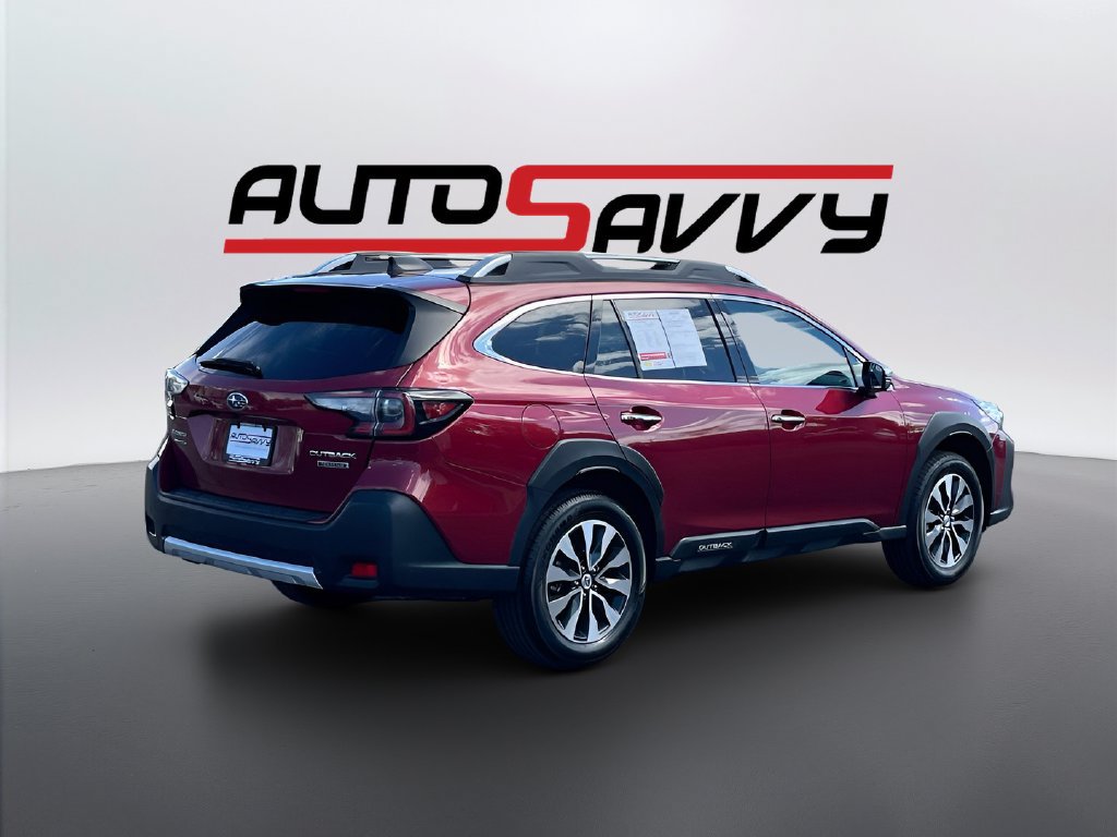 Used 2023 Subaru Outback Touring AWD/4WD image 7