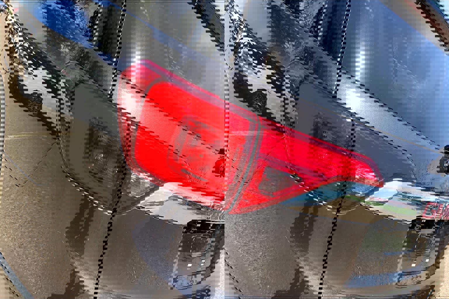 Used 2017 GMC Acadia SLT image 27