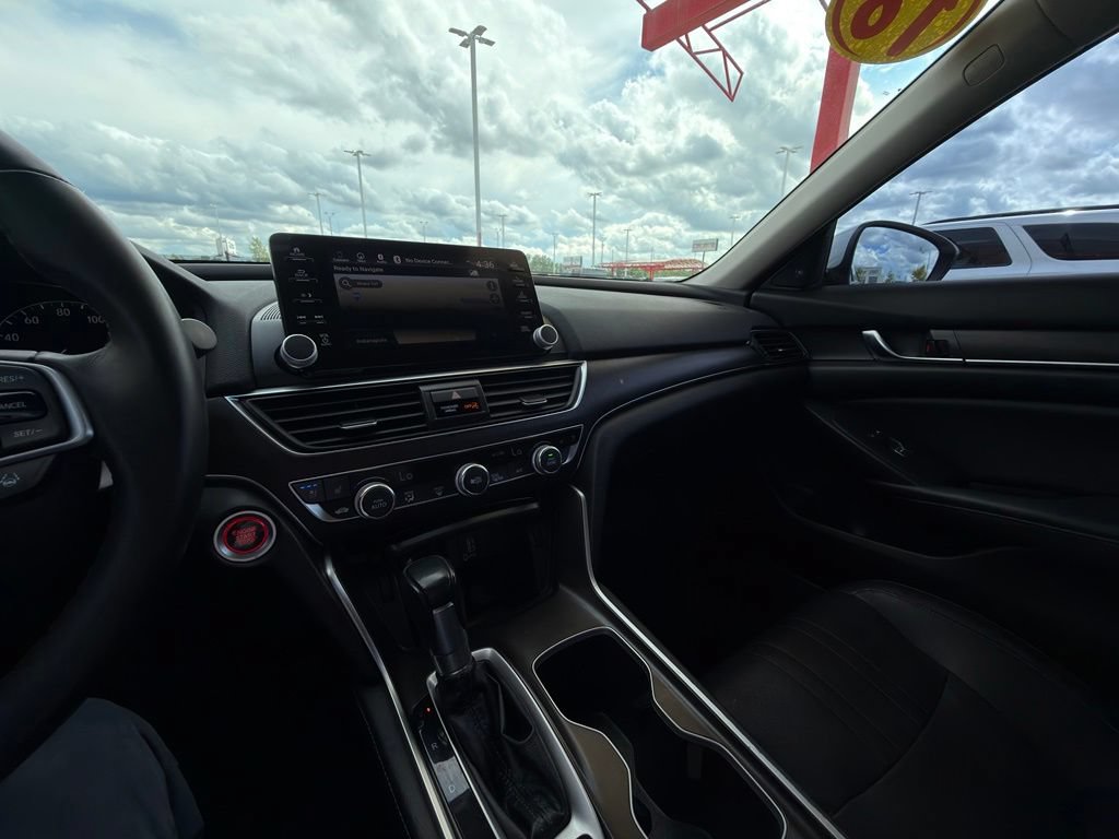 Used 2018 Honda Accord Touring image 22