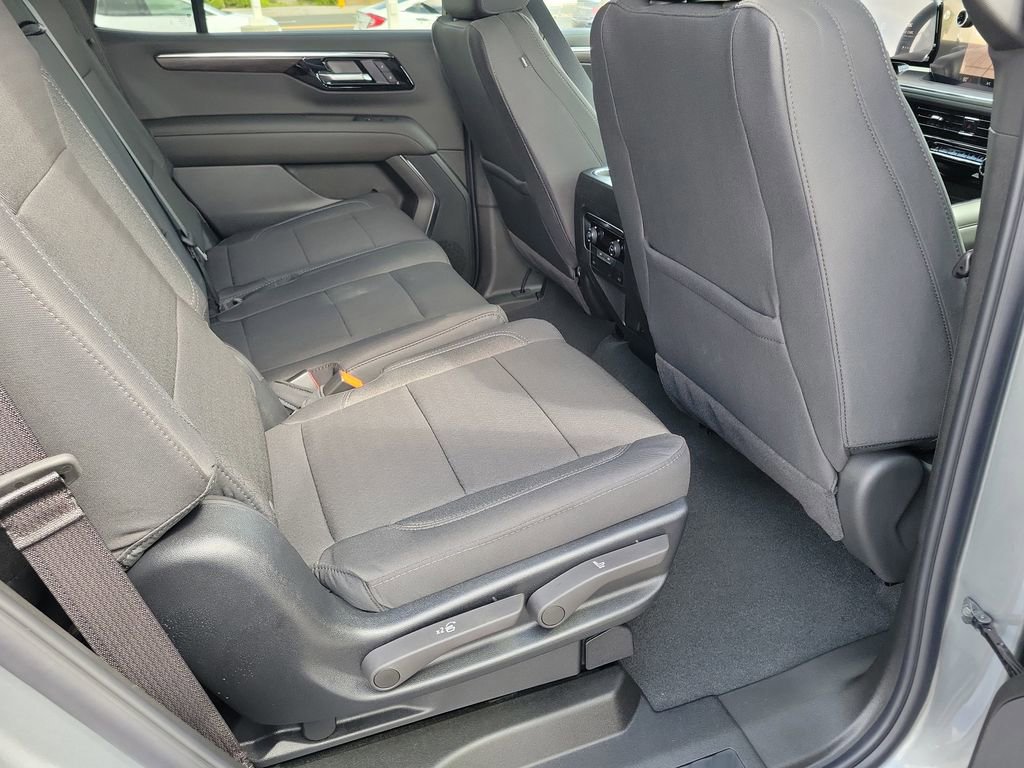 New 2026 Chevrolet Tahoe LS RWD image 18