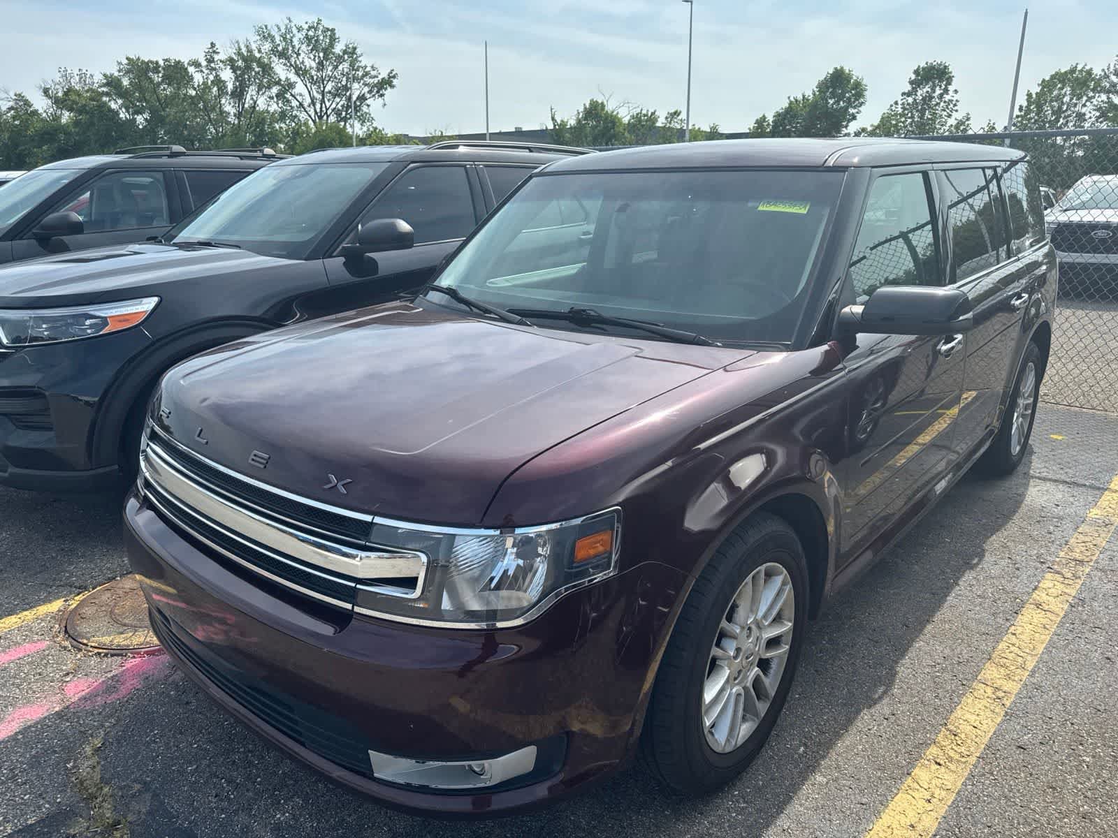 Used 2019 Ford Flex SEL w/ Equipment Group 202A AWD/4WD image 16