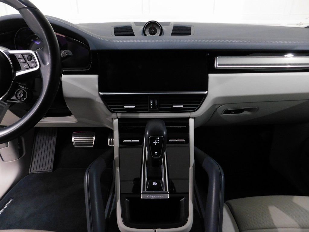 Used 2021 Porsche Cayenne GTS image 49