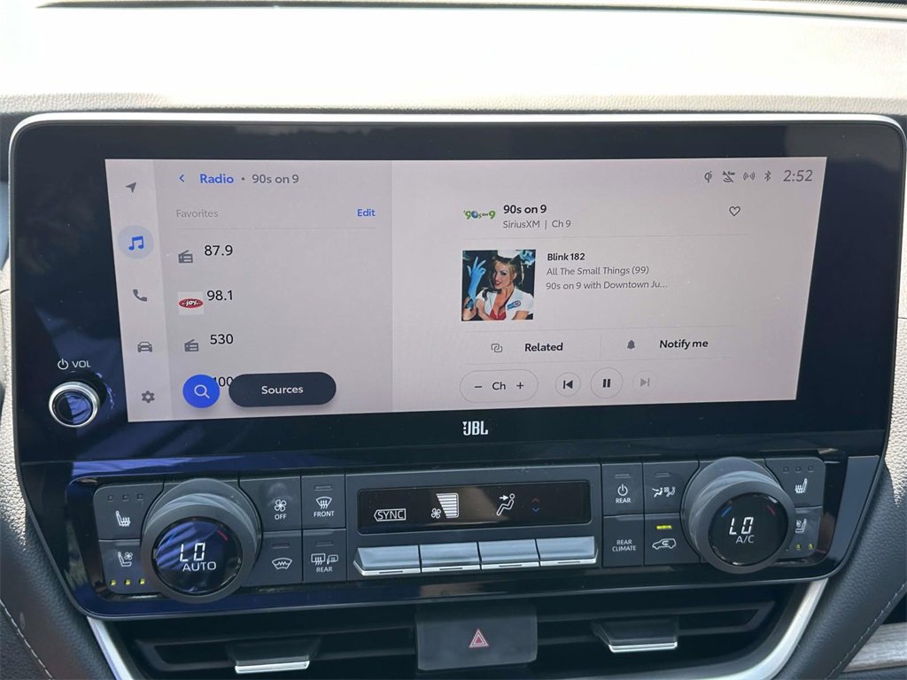 Used 2024 Toyota Grand Highlander Limited image 20