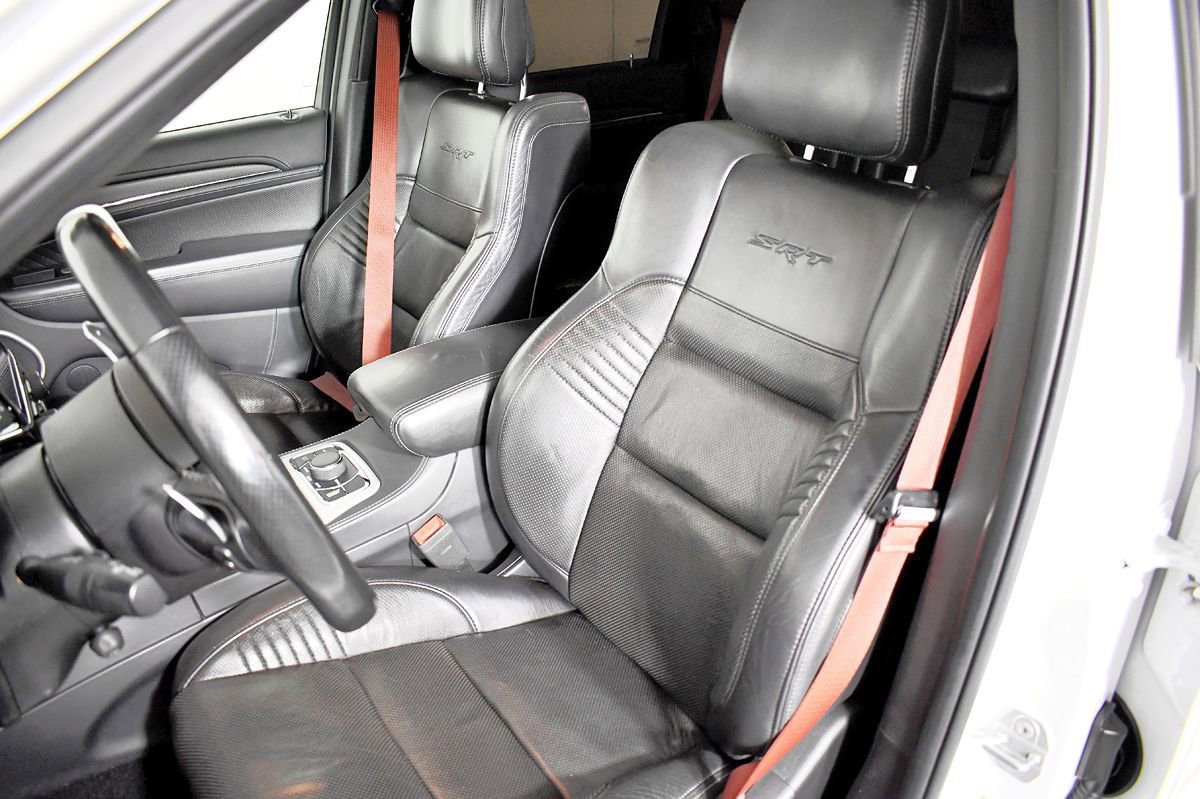 Used 2019 Jeep Grand Cherokee SRT AWD/4WD image 35