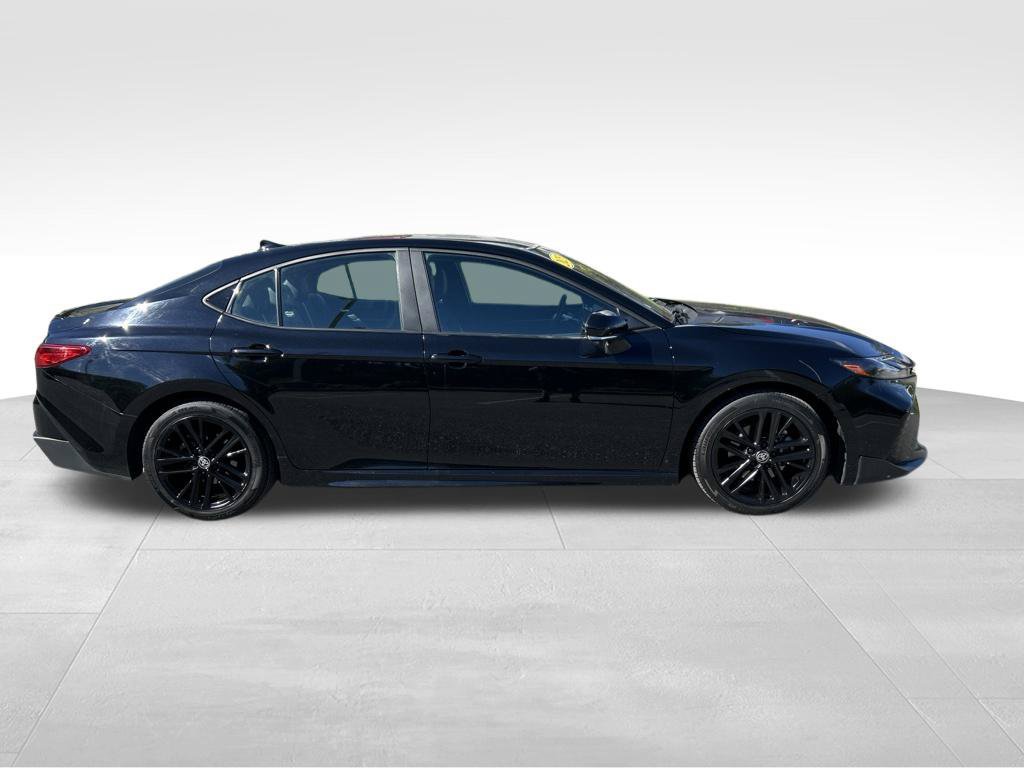 Certified 2025 Toyota Camry SE FWD image 6