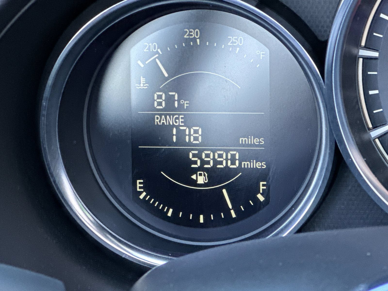 Used 2022 MAZDA MX-5 Miata Sport RWD image 25