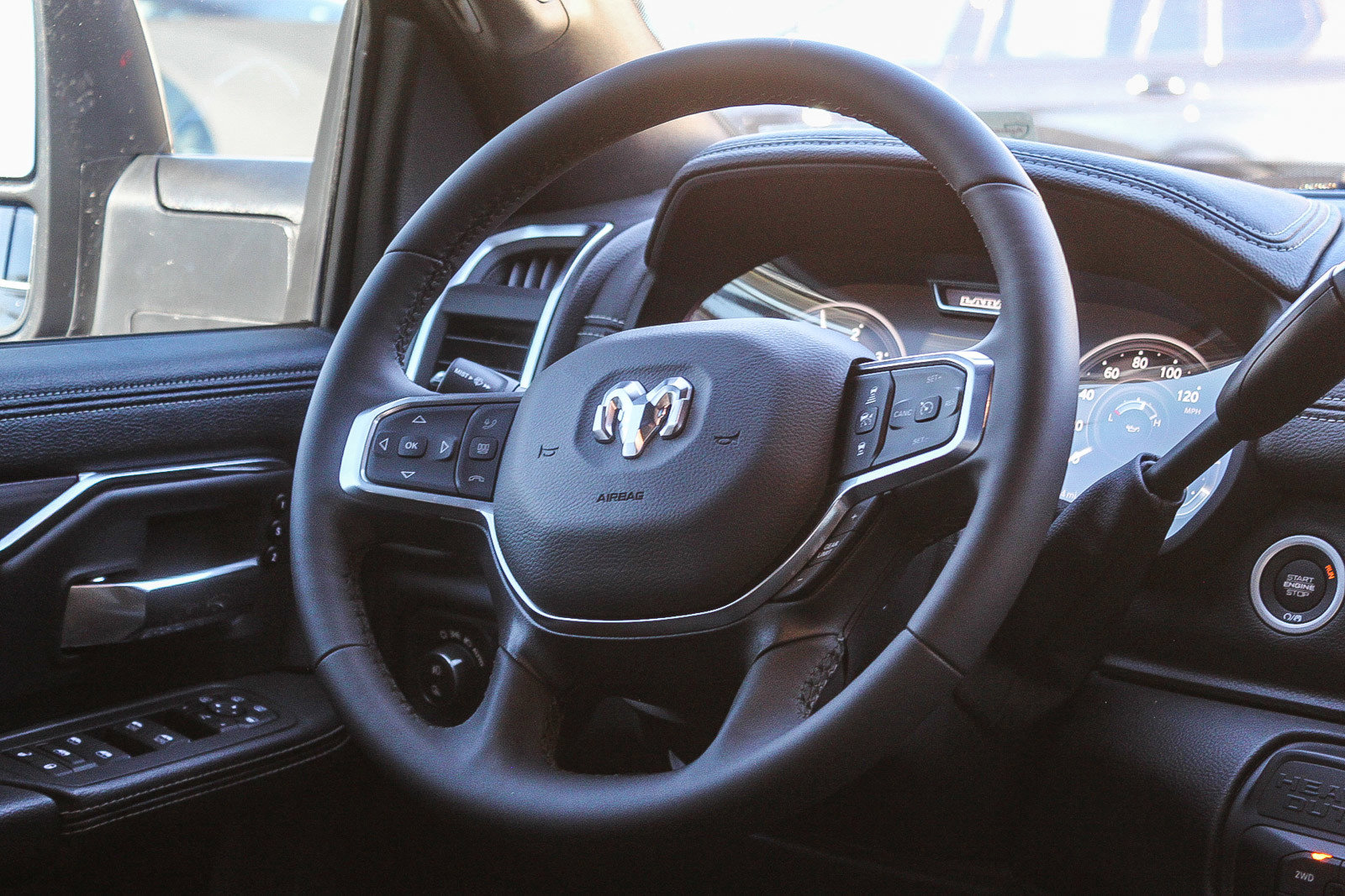 Used 2025 RAM 2500 Laramie image 15