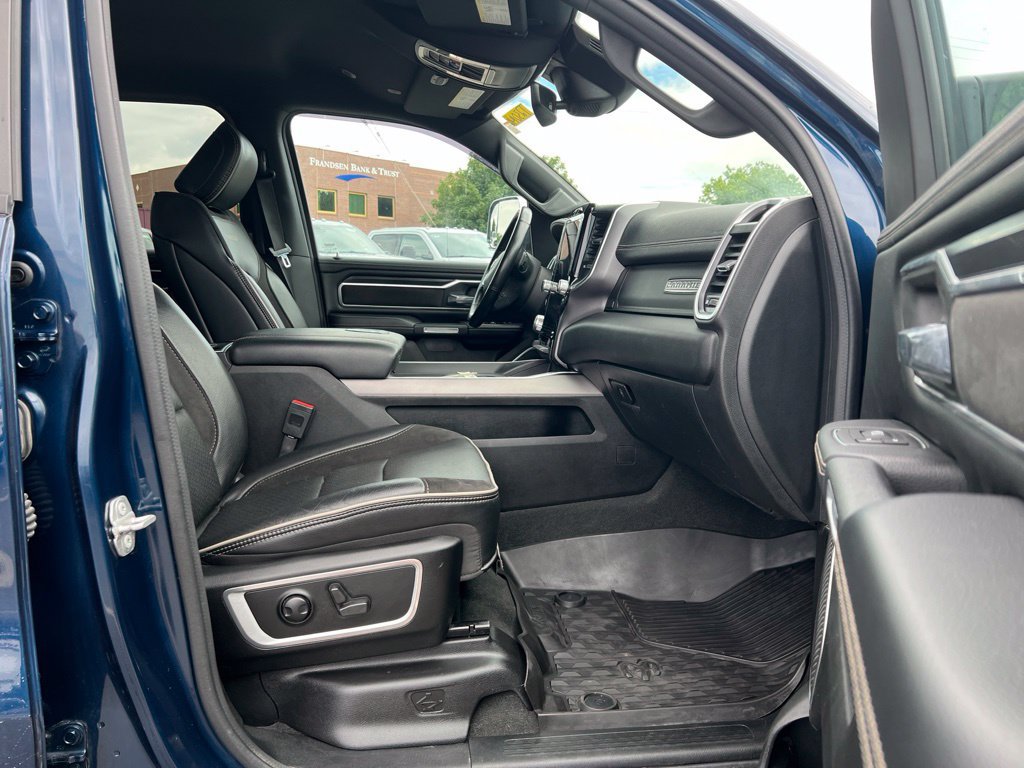 Used 2023 RAM 1500 Laramie AWD/4WD image 11
