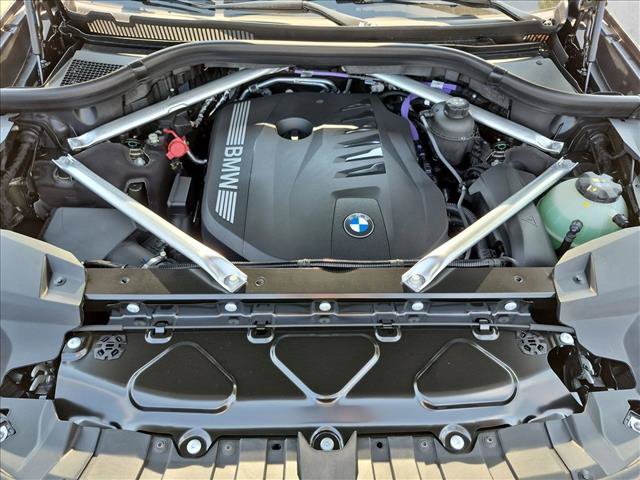 New 2027 BMW X7 xDrive40i w/ Executive Package AWD/4WD image 17