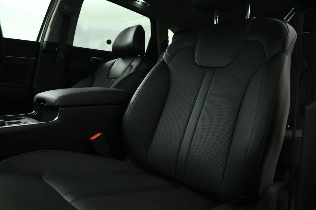 Certified 2026 Kia Sorento X-Line EX AWD/4WD image 51