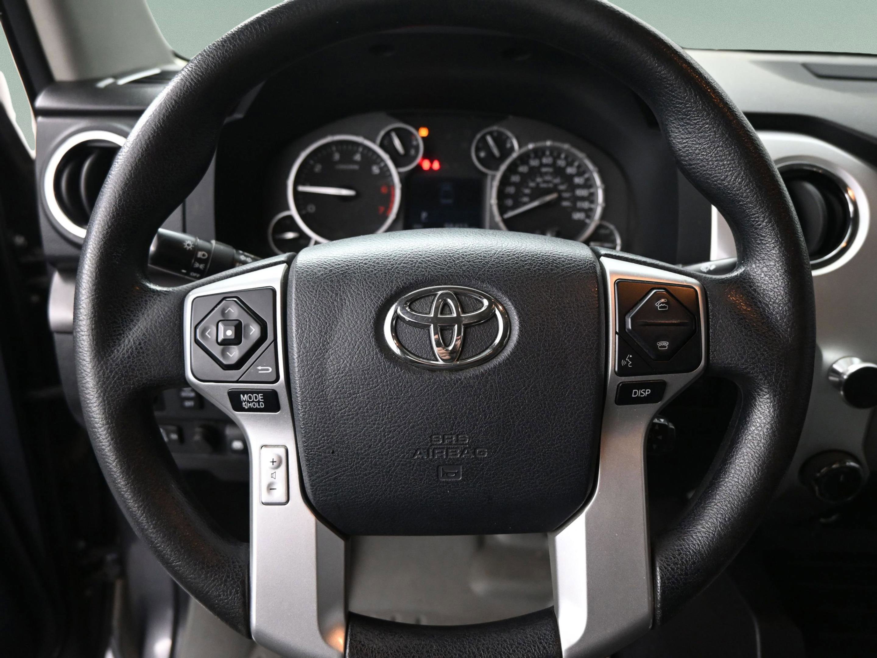 Used 2014 Toyota Tundra SR5 w/ SR5 Upgrade Package AWD/4WD image 27