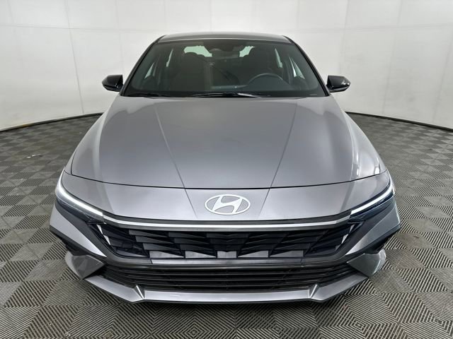 Certified 2025 Hyundai Elantra SEL image 39