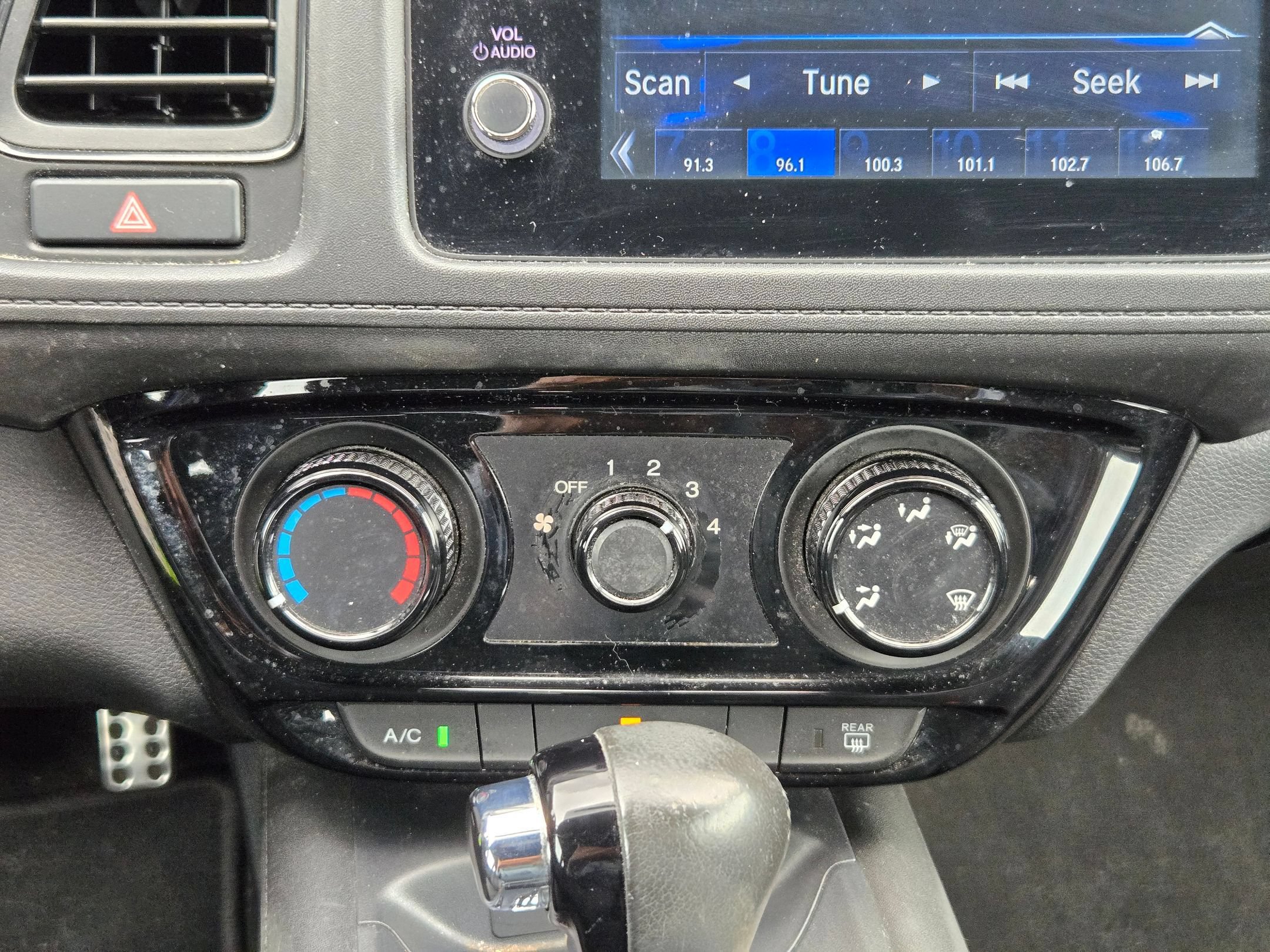 Used 2019 Honda HR-V Sport image 18