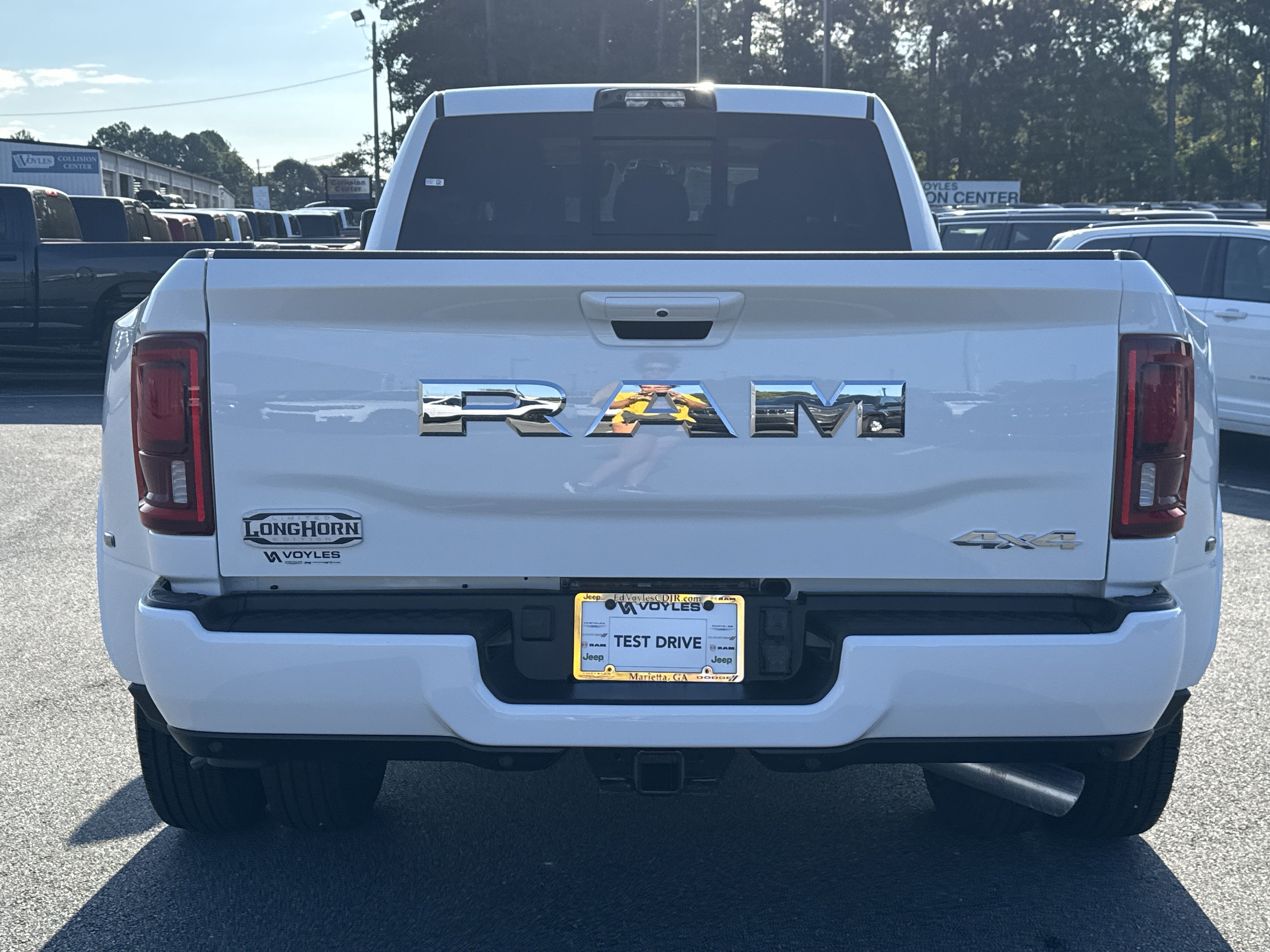 New 2026 RAM 3500 Longhorn image 7