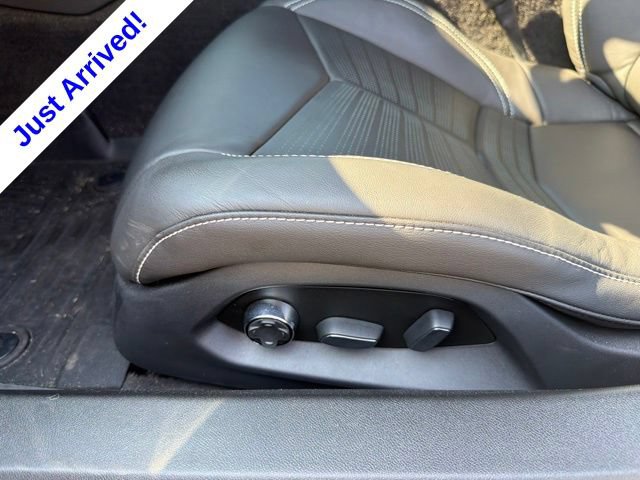 Used 2025 Chevrolet Corvette E-Ray w/ Stealth Interior Trim Package AWD/4WD image 37