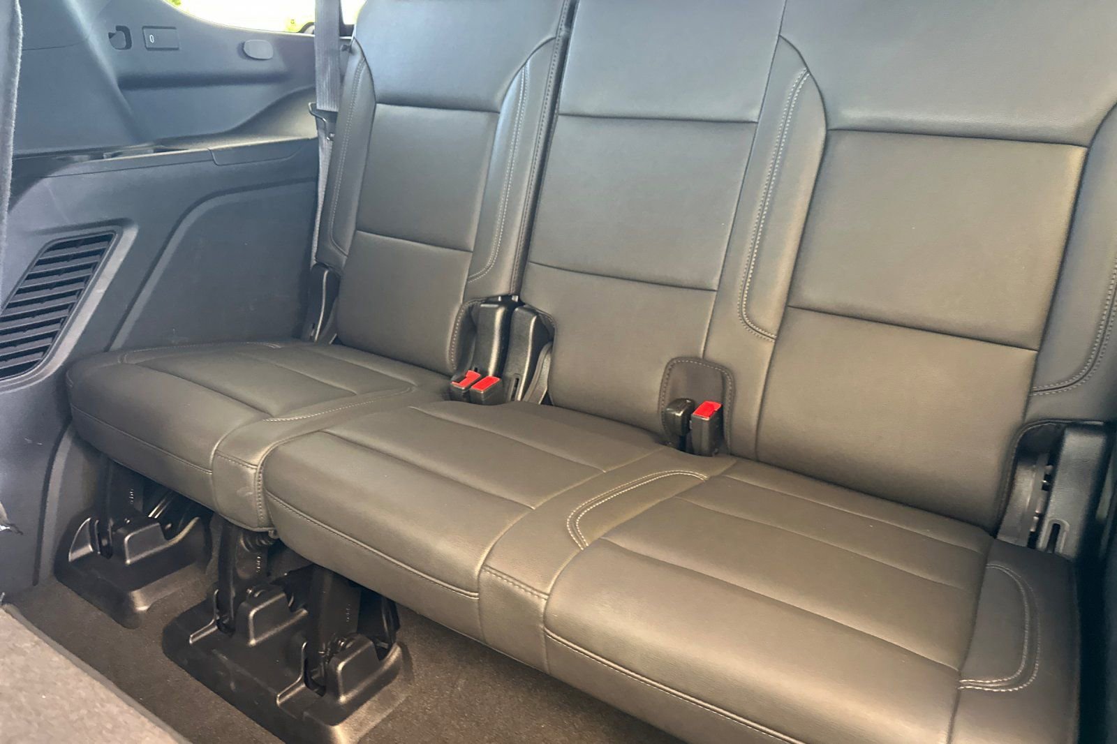 Used 2025 Chevrolet Tahoe LT AWD/4WD image 15