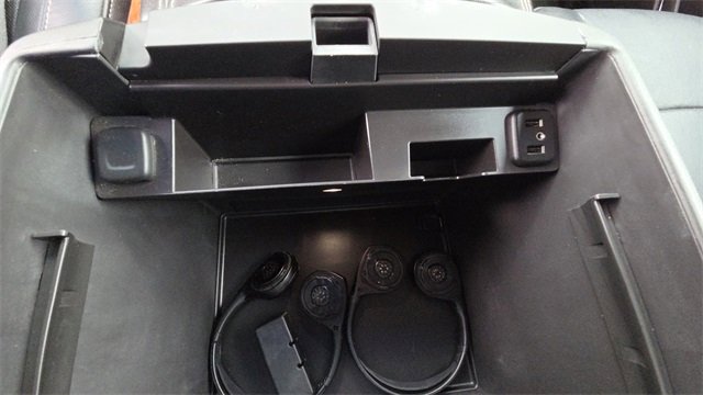 Used 2016 Chevrolet Tahoe LTZ image 32