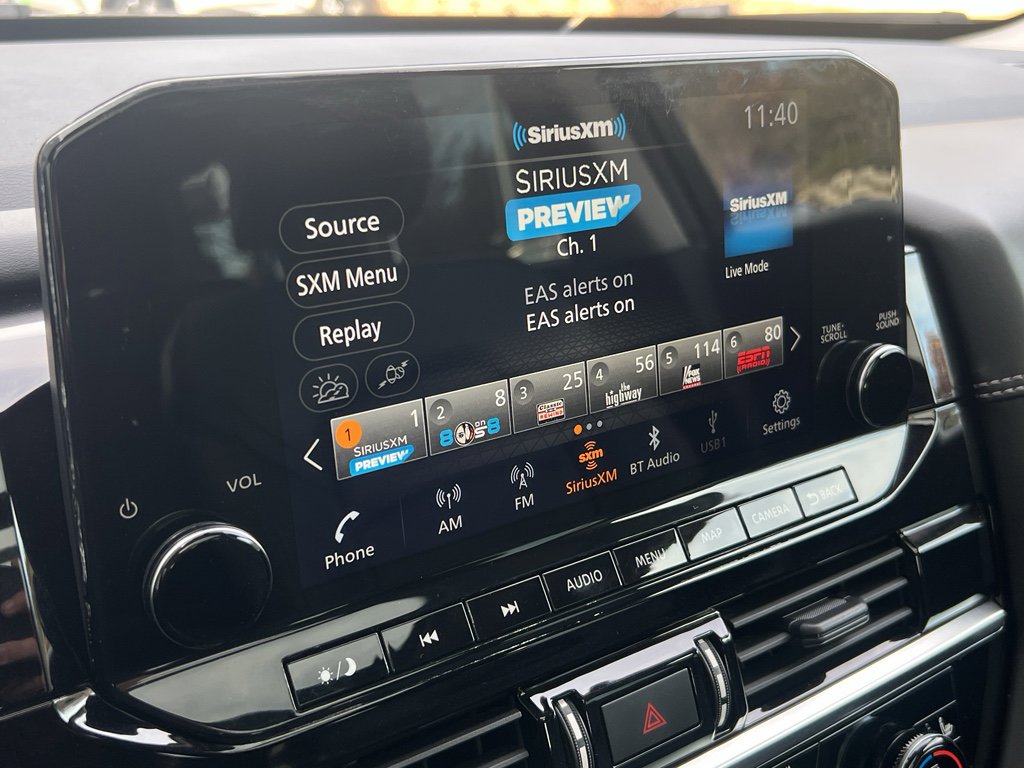 Used 2023 Nissan Pathfinder Platinum image 33