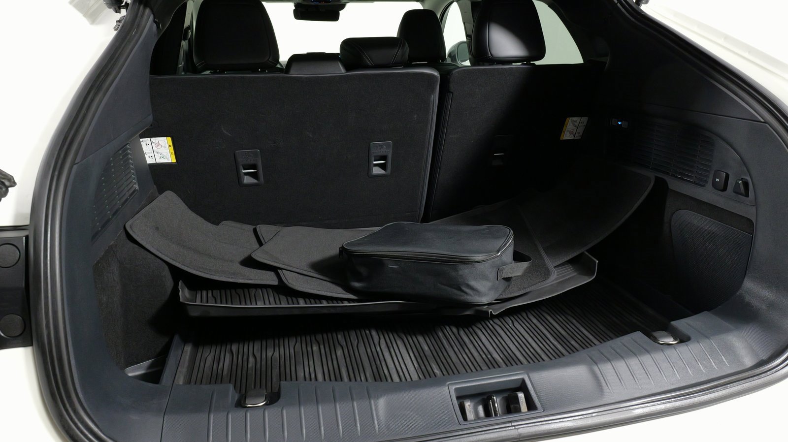 Used 2022 Ford Mustang Mach-E Premium image 39