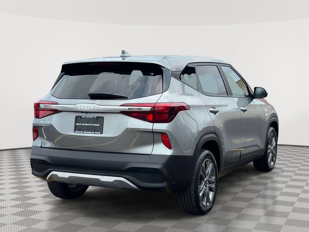 Used 2023 Kia Seltos LX AWD/4WD image 5