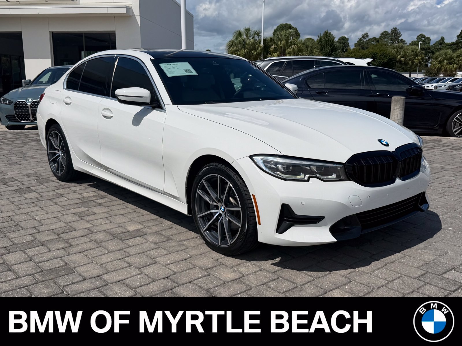 Used 2021 BMW 330i xDrive Sedan w/ Convenience Package AWD/4WD image 7