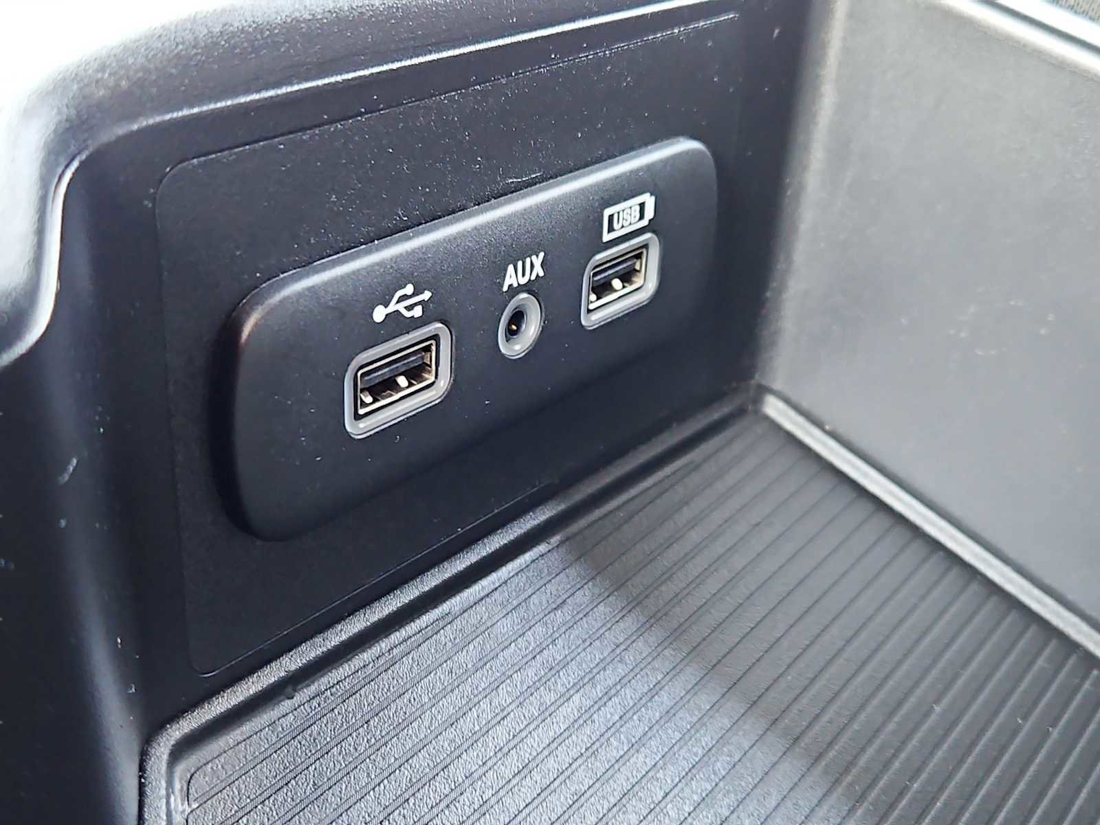 Used 2022 RAM 1500 Classic Warlock AWD/4WD image 17