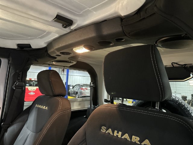 Used 2014 Jeep Wrangler Sahara w/ Connectivity Group AWD/4WD image 20