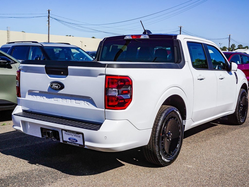 New 2025 Ford Maverick Lobo image 8