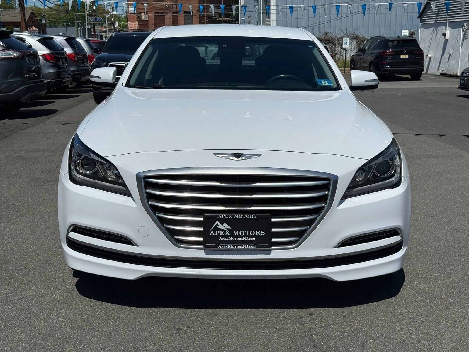 Used 2015 Hyundai Genesis 3.8 RWD image 2