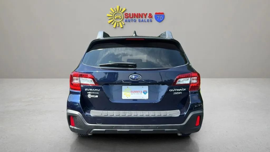 Used 2018 Subaru Outback 3.6R Limited AWD/4WD image 7