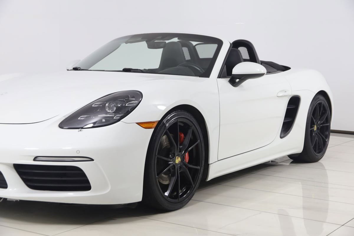 Used 2017 Porsche 718 Boxster S RWD image 73