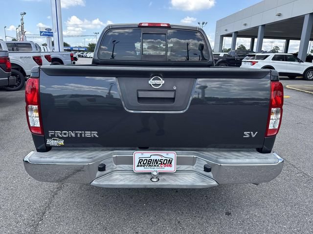 Used 2015 Nissan Frontier SV RWD image 6