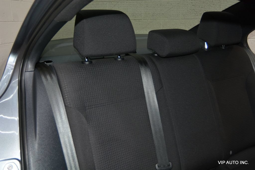 Used 2015 Volkswagen Jetta SE FWD image 26