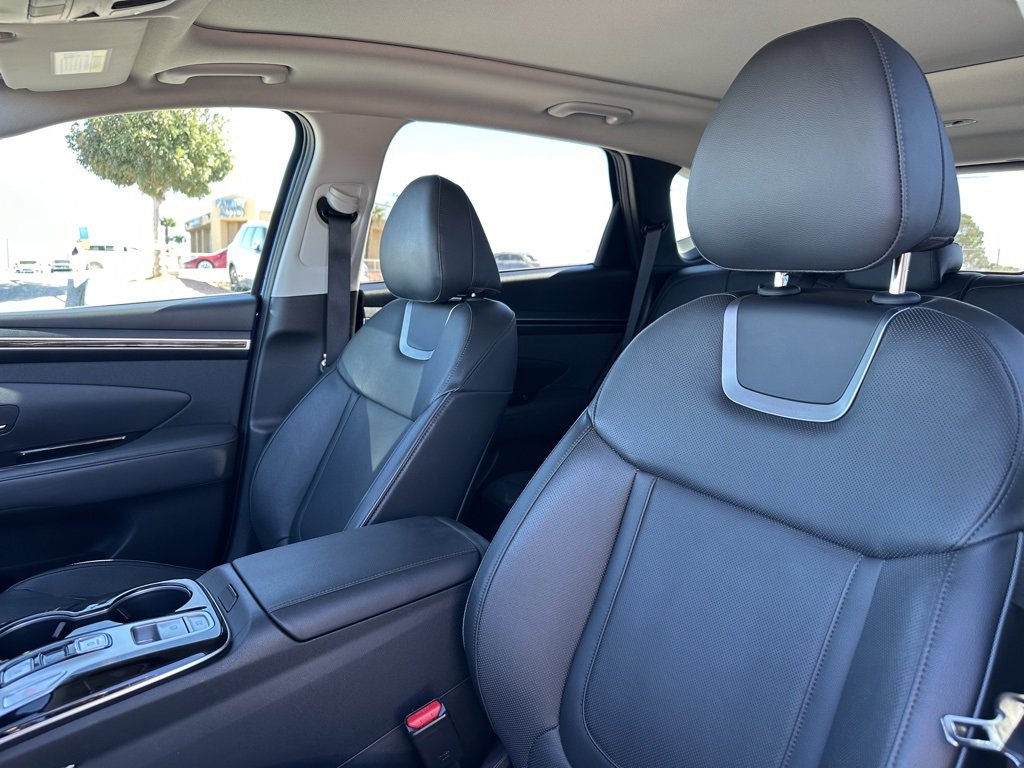 Used 2022 Hyundai Tucson Limited w/ Cargo Package image 15