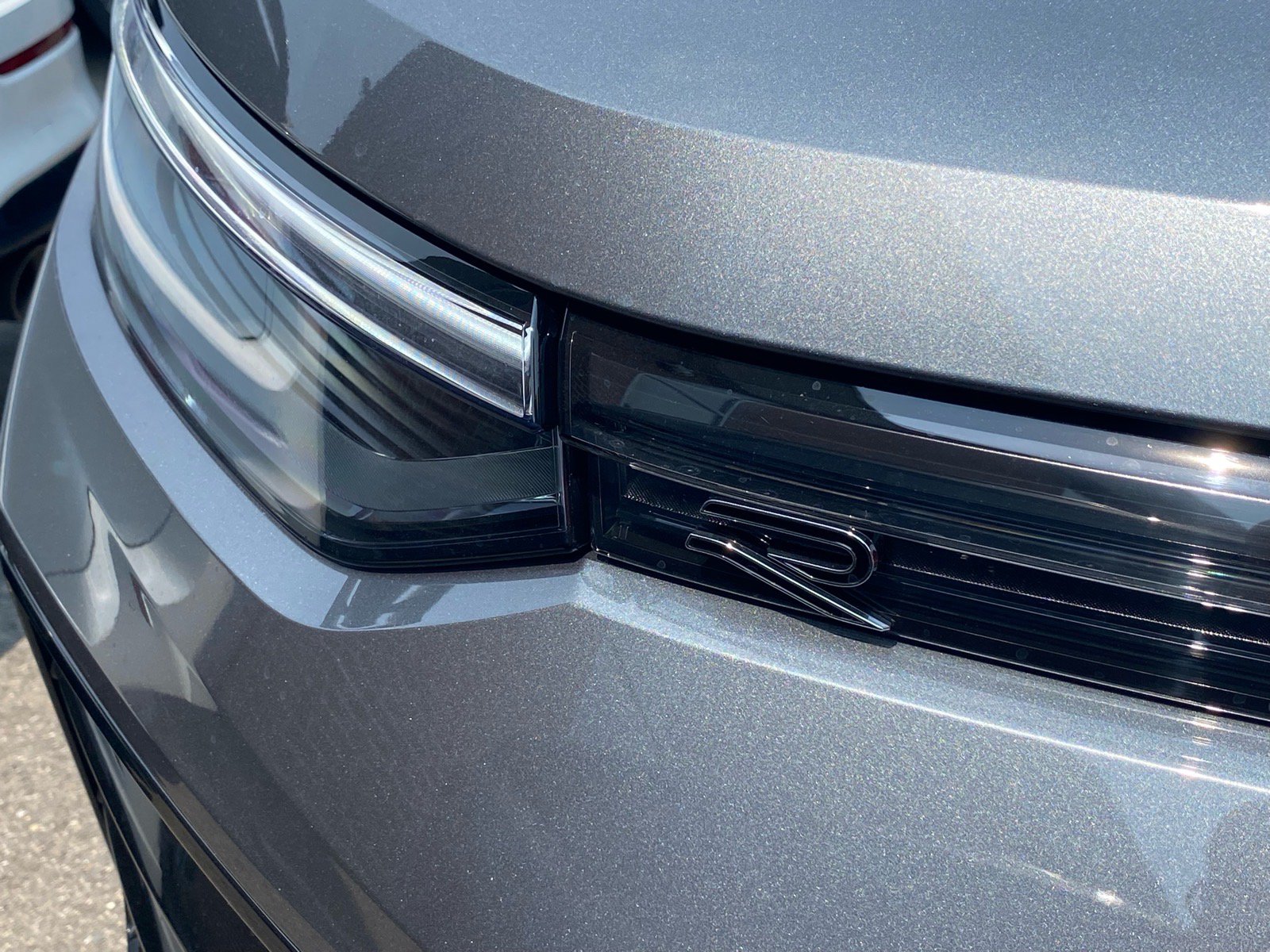 New 2026 Volkswagen Tiguan SE R-Line AWD/4WD image 4