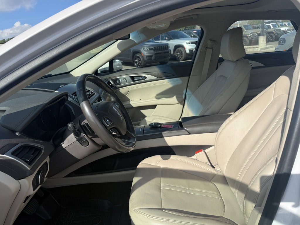 Used 2020 Lincoln MKZ Reserve w/ Elements Package image 14