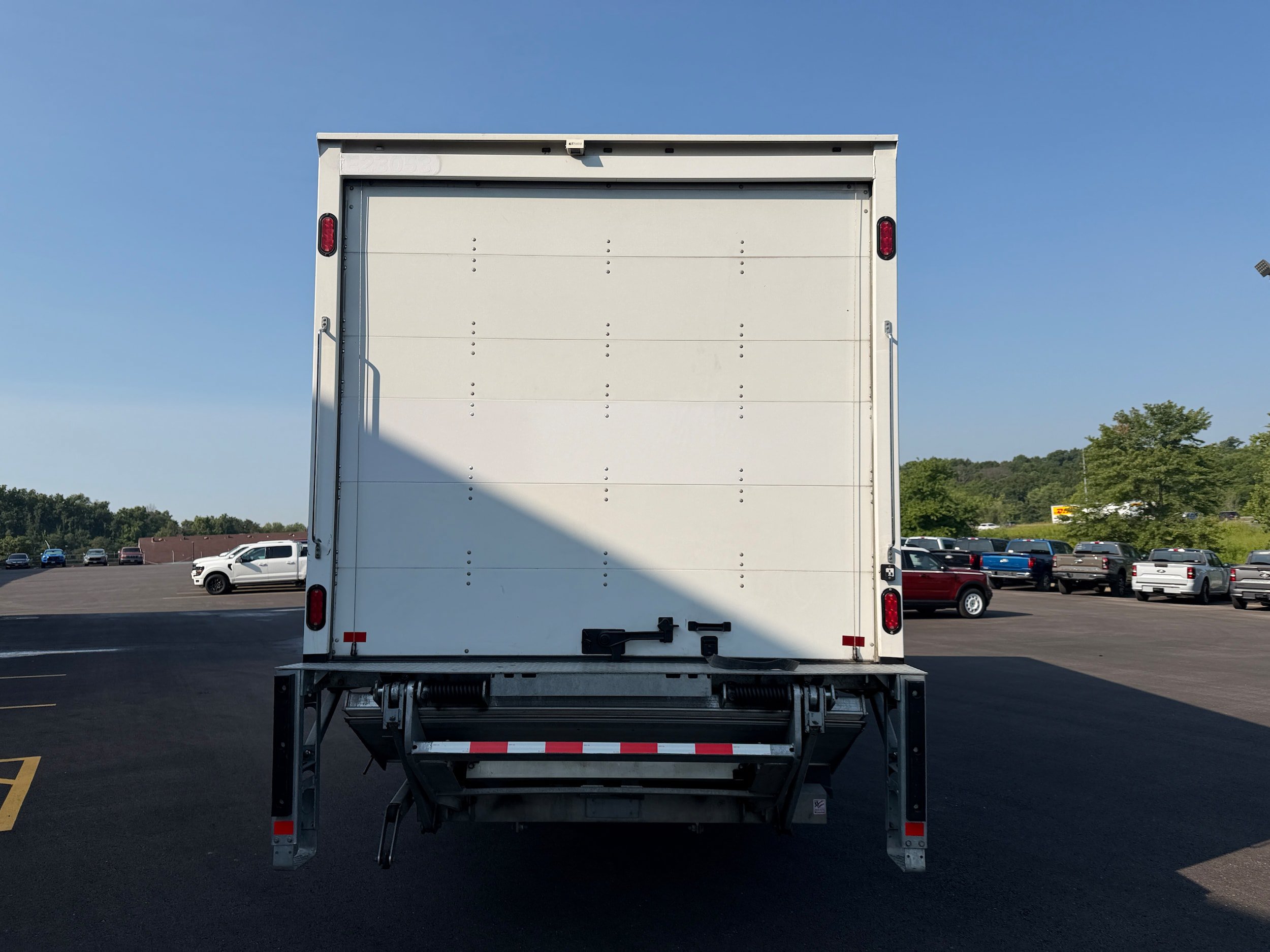 Used 2022 Ford F650 2WD Regular Cab Super Duty image 20