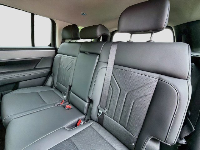New 2027 Hyundai Santa Fe SEL AWD/4WD image 17