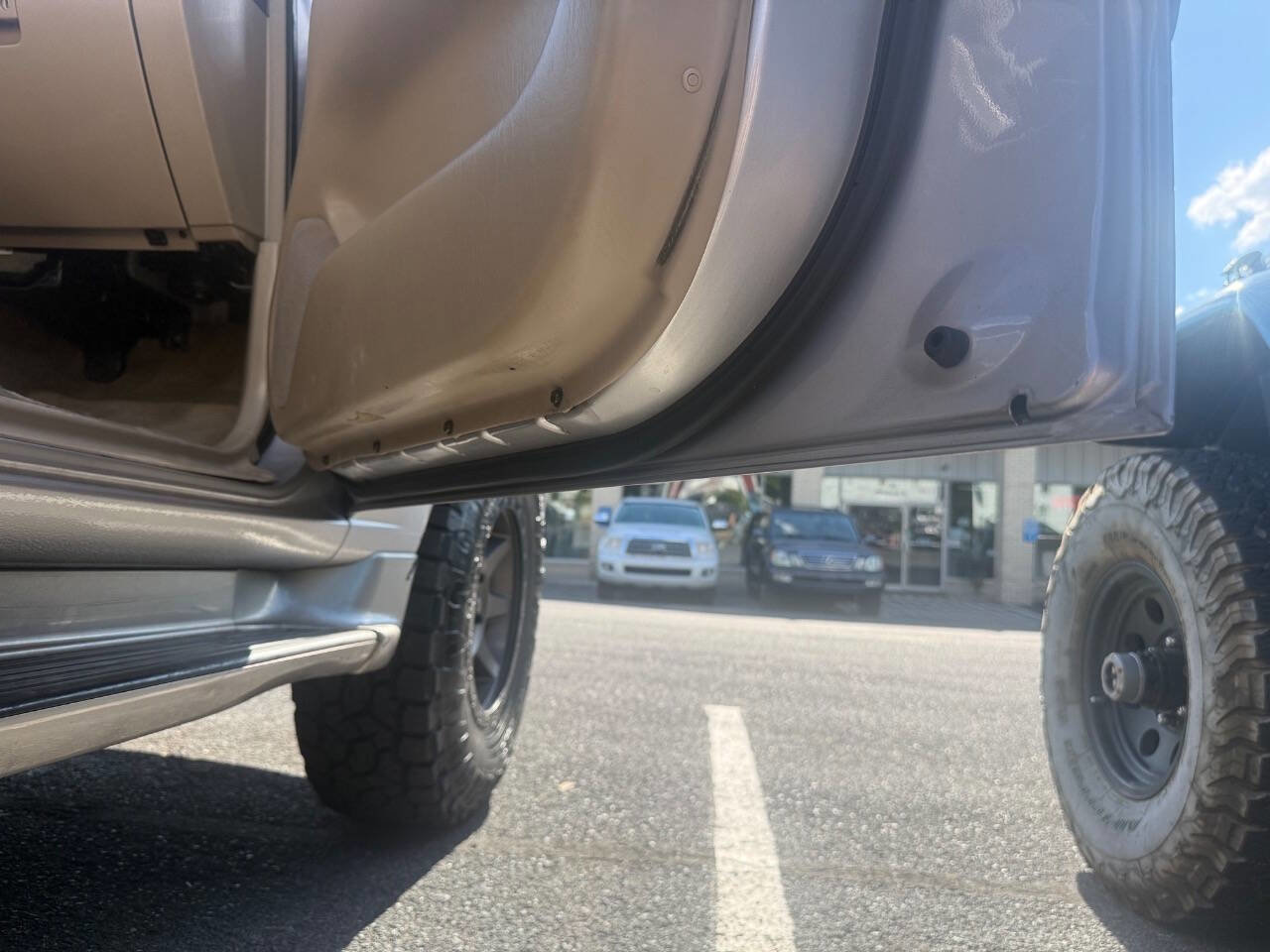 Used 2001 Toyota Land Cruiser AWD/4WD image 48