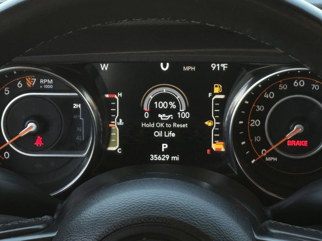 Used 2022 Jeep Gladiator Sport AWD/4WD image 16