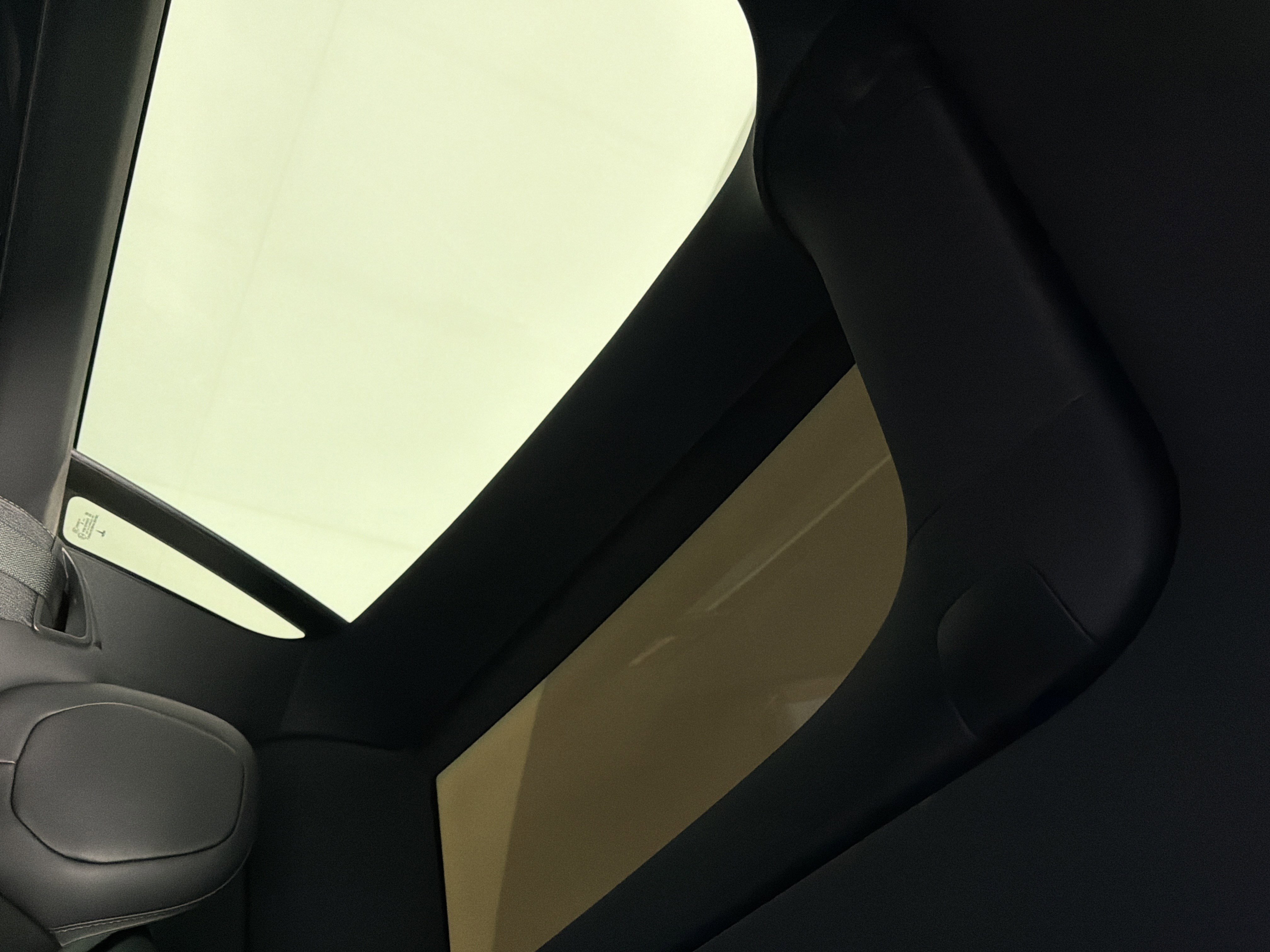 Used 2018 Tesla Model X 75D image 16