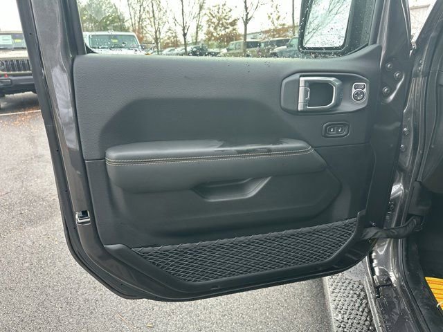 New 2026 Jeep Wrangler Sahara image 10