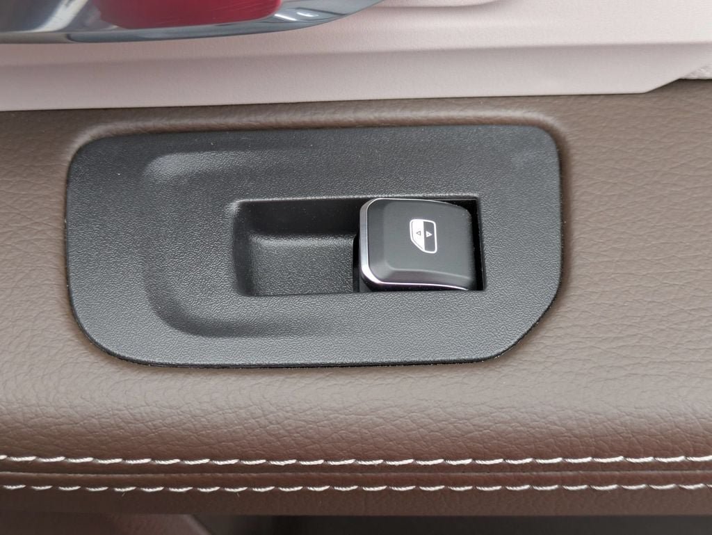 New 2026 RAM 2500 Laramie AWD/4WD image 31