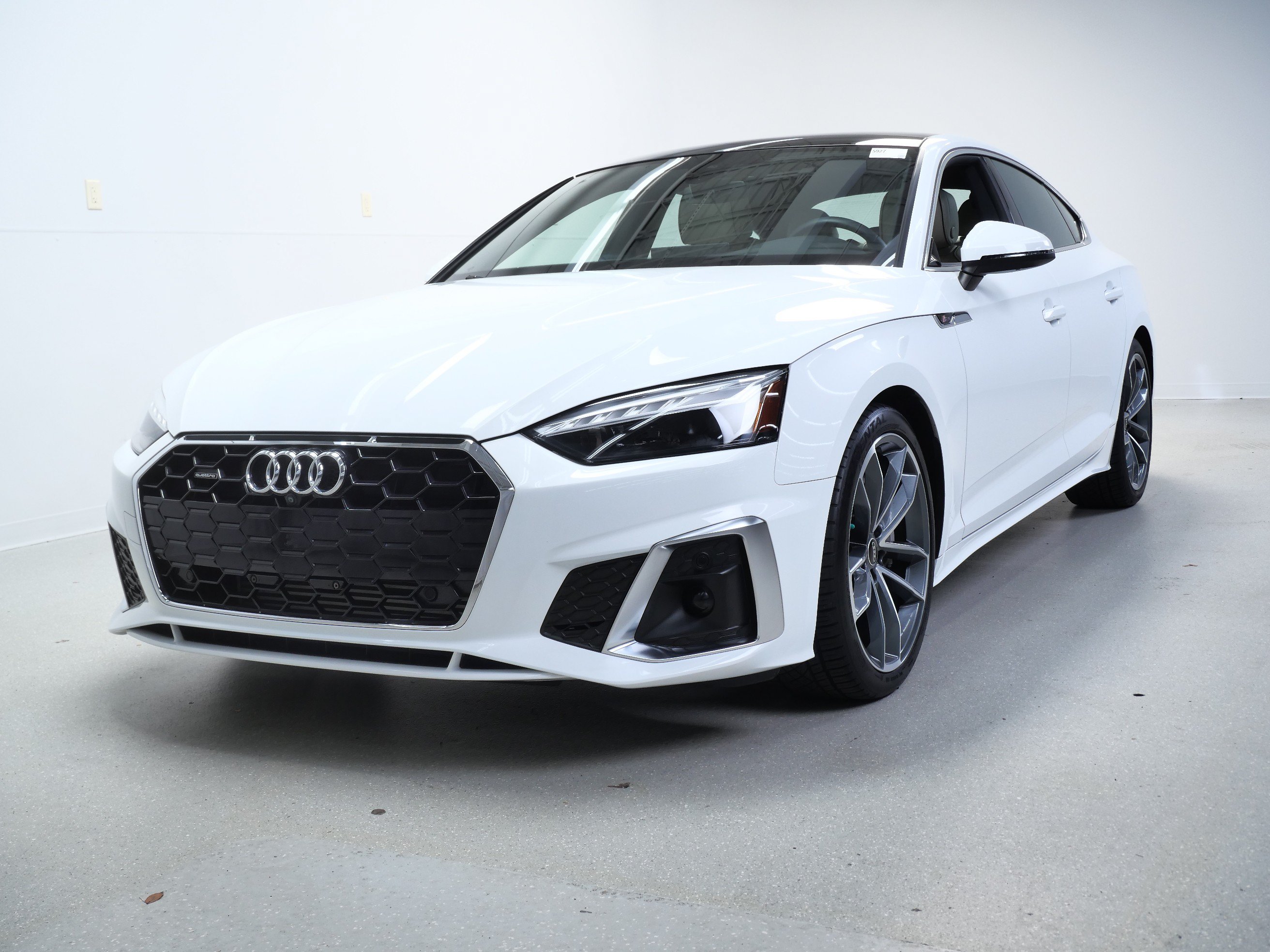 Used 2023 Audi A5 2.0T Premium Plus w/ Premium Plus AWD/4WD image 11