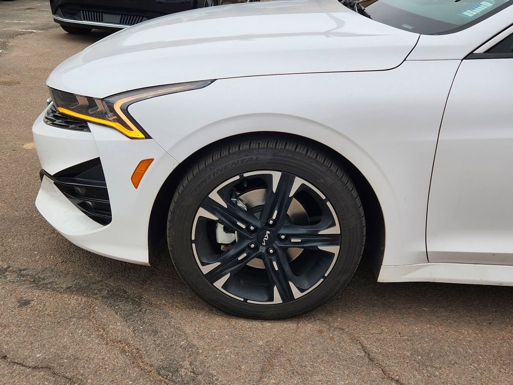 Used 2023 Kia K5 GT-Line image 9