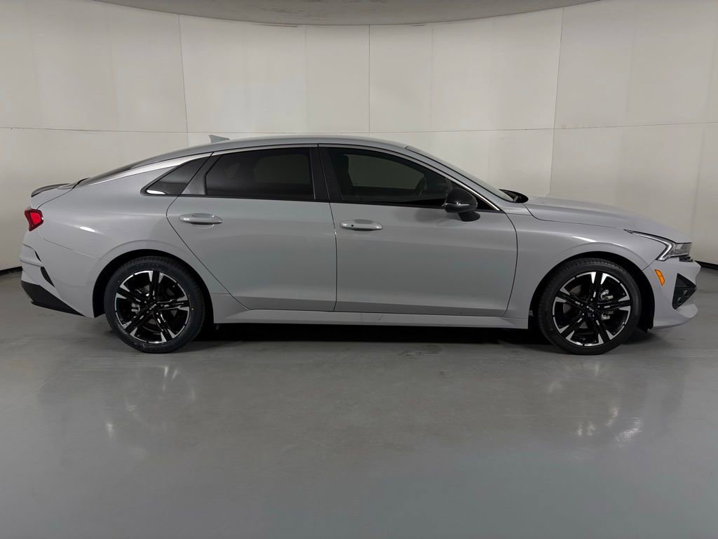 Used 2024 Kia K5 GT-Line w/ GT-Line Premium Package image 11