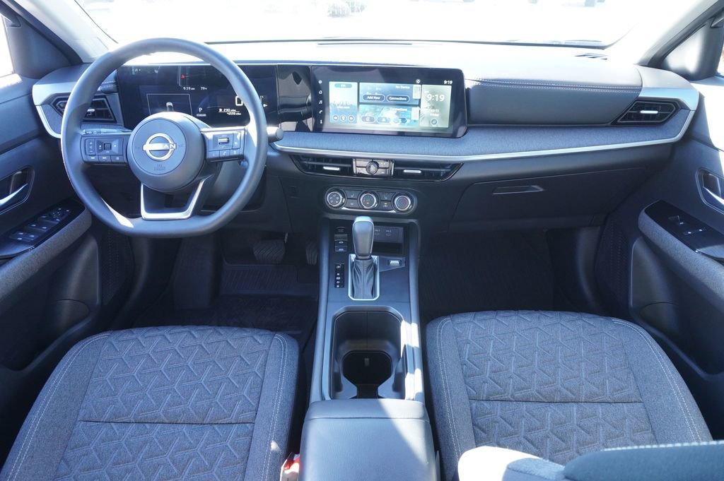 Certified 2025 Nissan Kicks SV w/ SV Premium Package FWD image 11