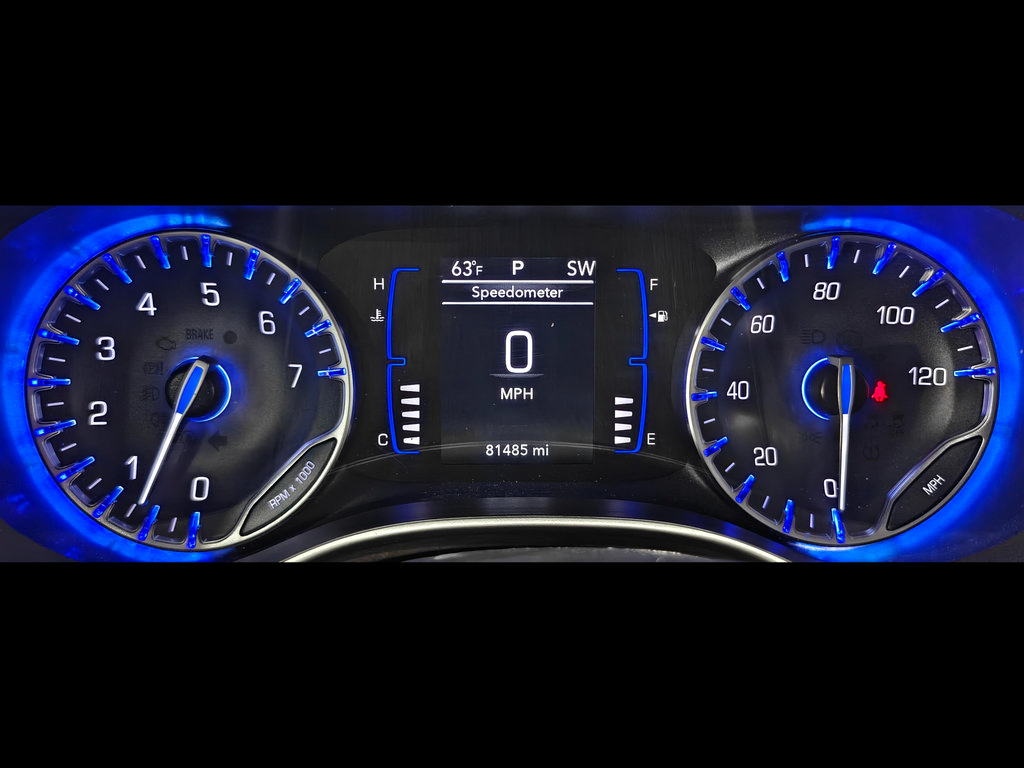 Used 2023 Chrysler Voyager LX FWD image 55