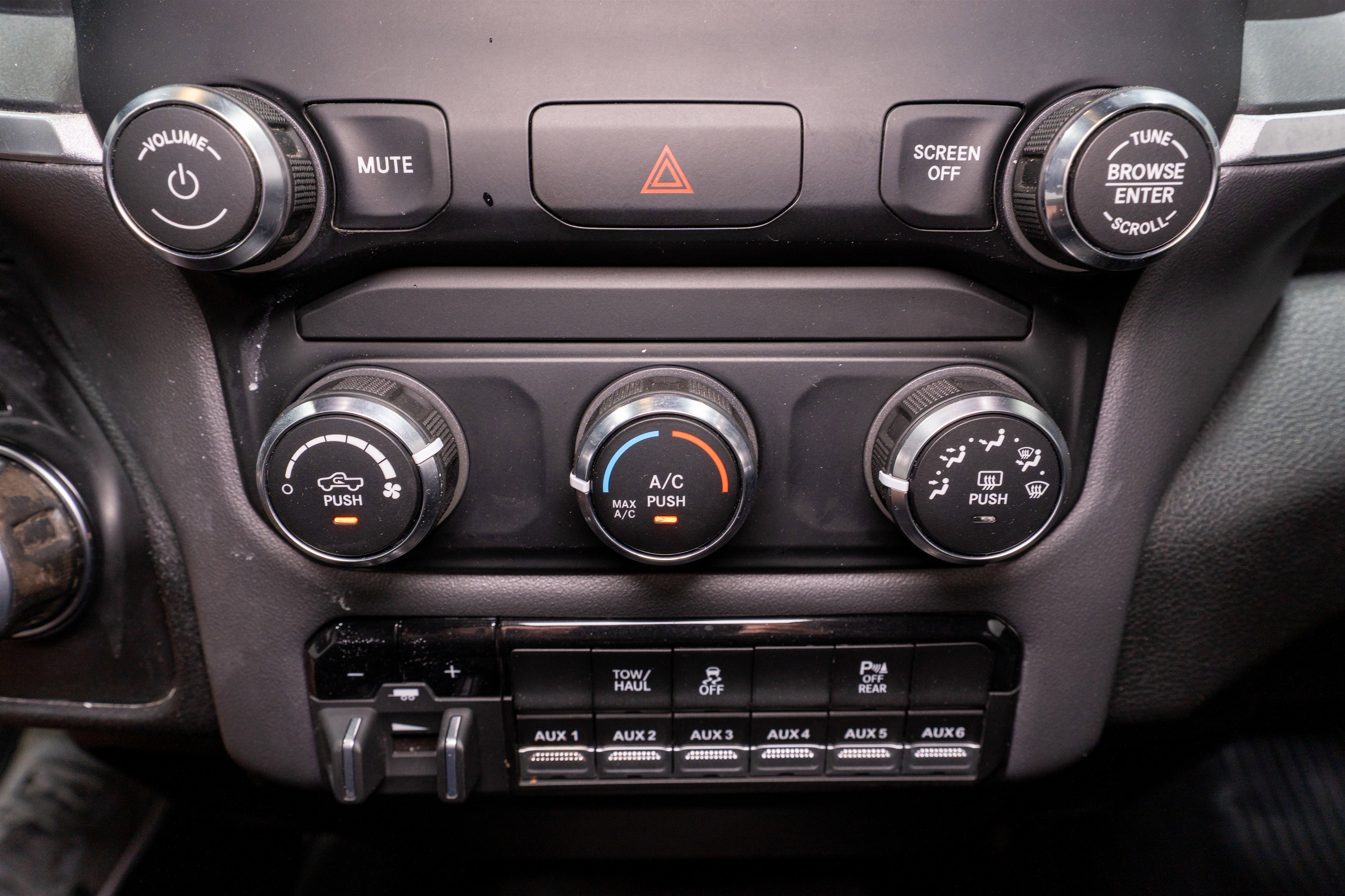 Used 2022 RAM 2500 Big Horn w/ Snow Chief Group AWD/4WD image 19